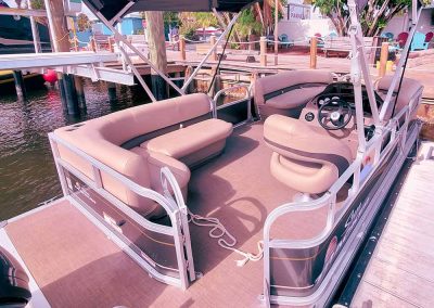 Top Pontoon Boat Rental